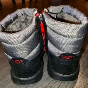 UGG Toddler Puffer Boot size 10 Gray